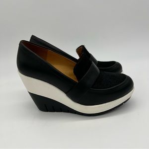 UNITED NUDE WEDGE BLACK SHOES size 7 but fits more like 6.5